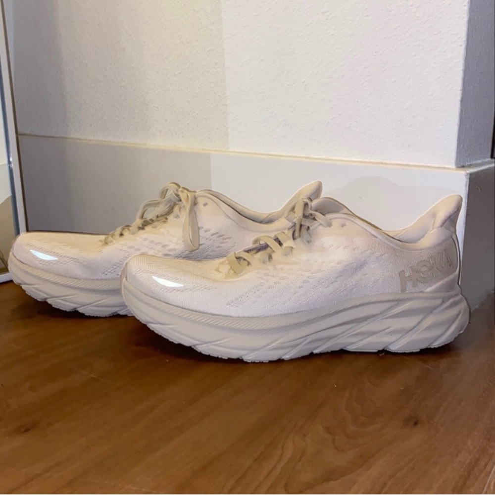HOKA Clifton